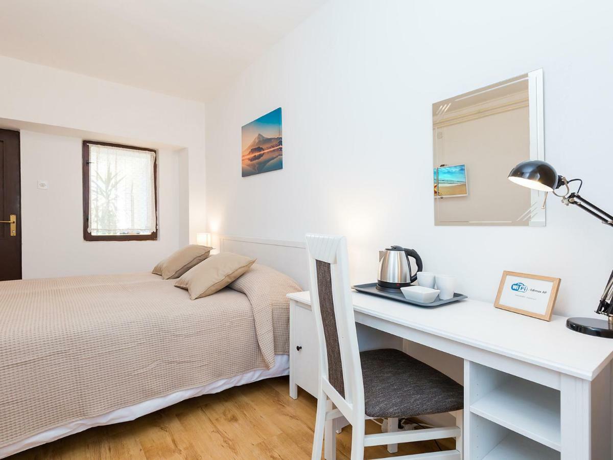 Villa Mira Tar-Vabriga Εξωτερικό φωτογραφία
