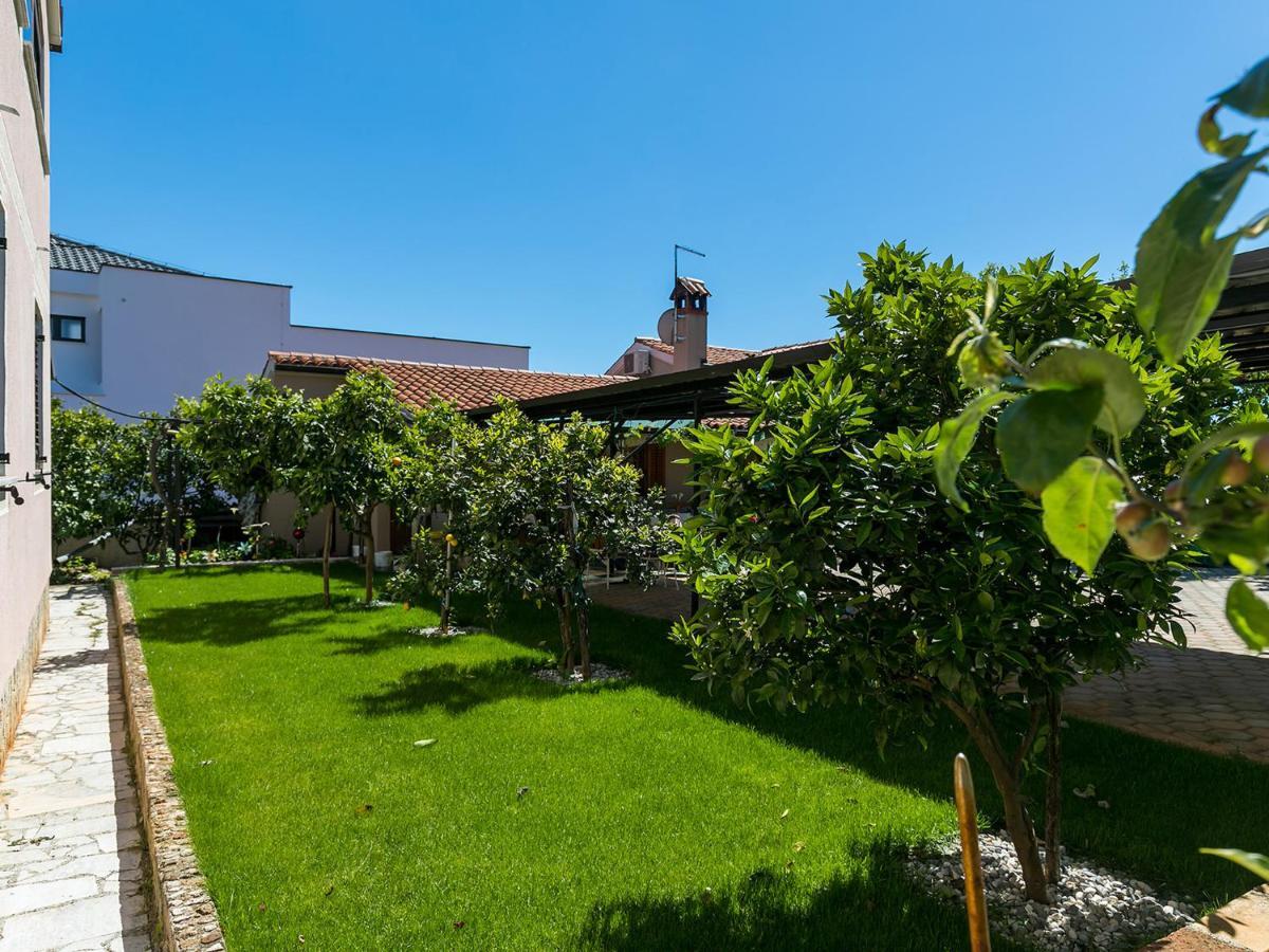 Villa Mira Tar-Vabriga Εξωτερικό φωτογραφία